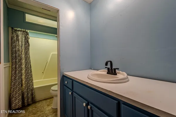 $355,000 | 333 Willow Springs Road, Ten Mile, TN 37880