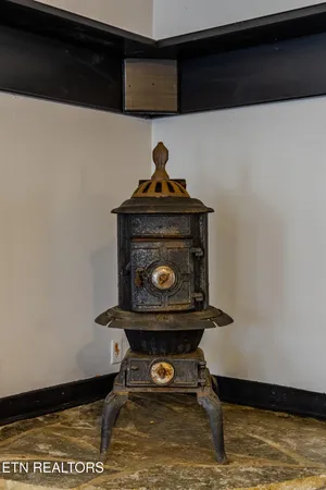 $355,000 | 333 Willow Springs Road, Ten Mile, TN 37880