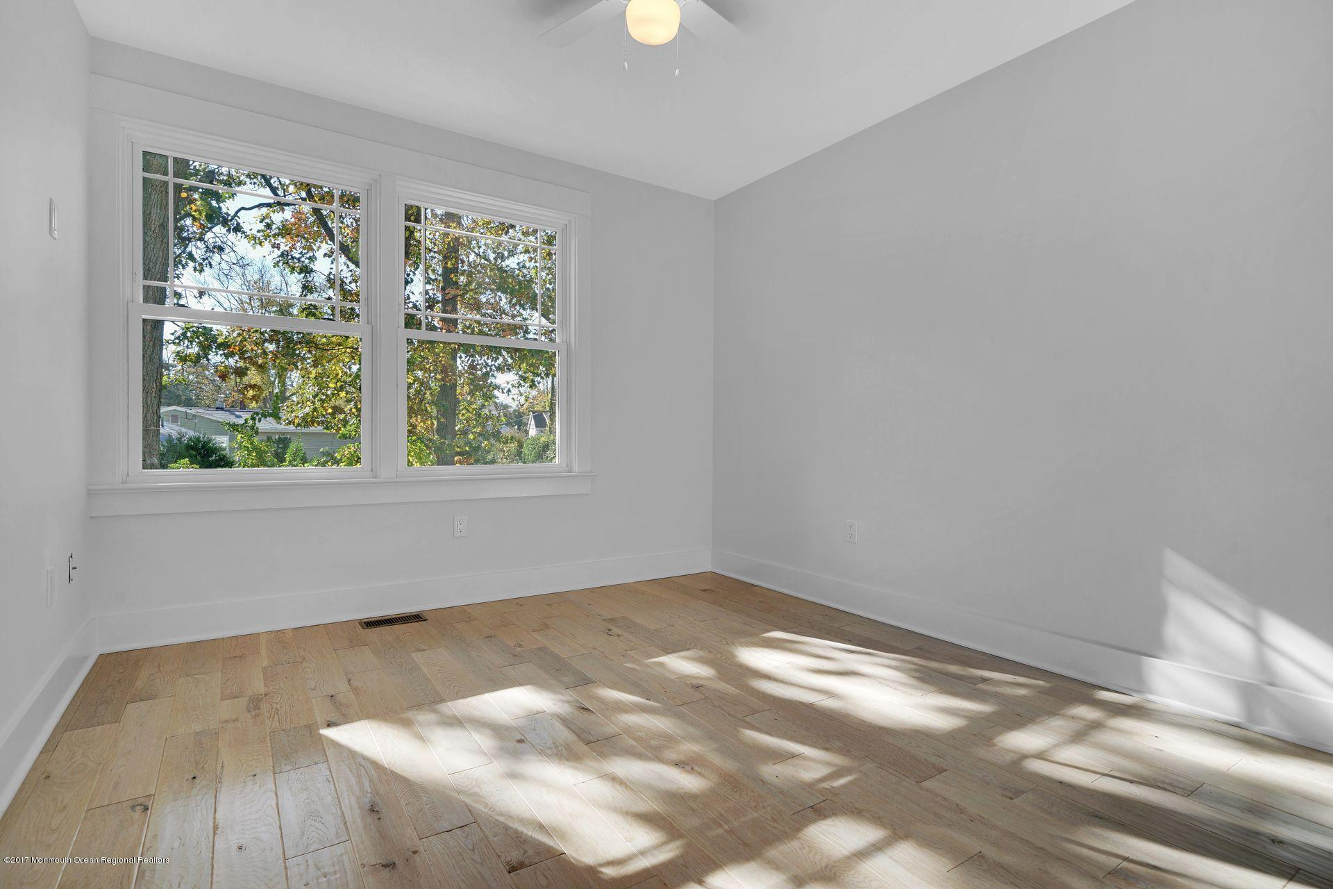 1118 Sampson Road Point Pleasant, NJ 08742 - Photo 24 of 31 28