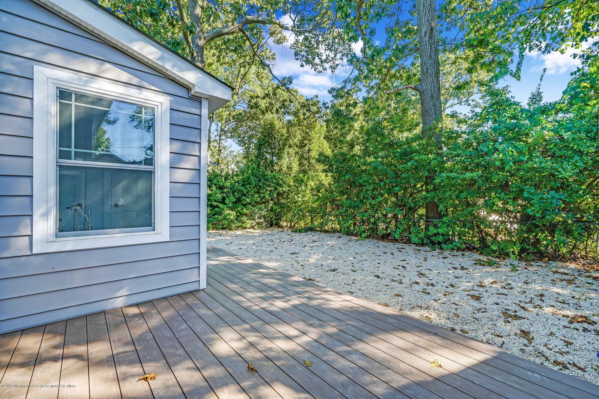 1118 Sampson Road Point Pleasant, NJ 08742 - Photo 27 of 31 39