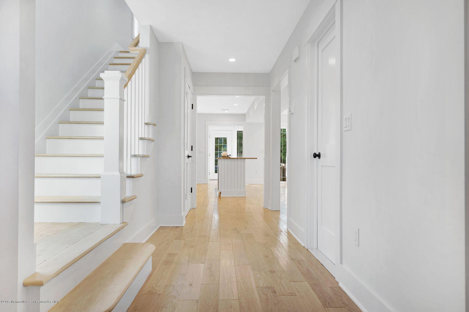1118 Sampson Road Point Pleasant, NJ 08742 - Photo 5 of 31 9
