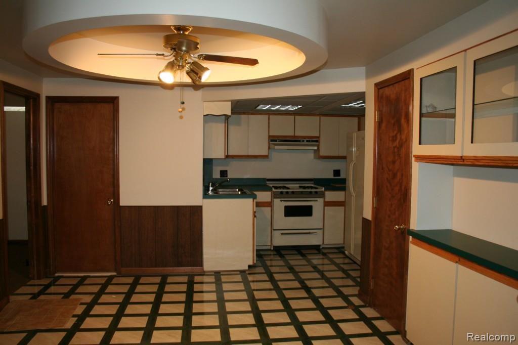3541 Leason Road Sterling Heights, MI 48310 - Photo 30 of 38 IMG_6014.jpg