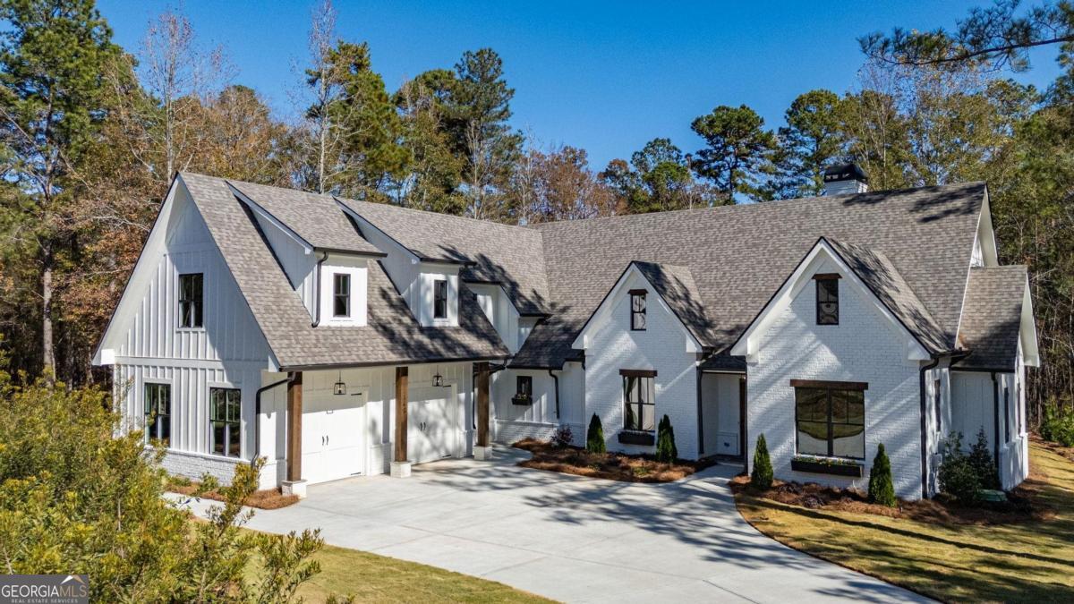 140 Parkside Lane Eatonton, GA 31024 - Photo 3 of 37 a aerial view of a house