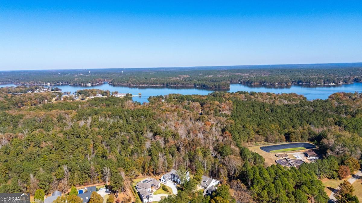 140 Parkside Lane Eatonton, GA 31024 - Photo 35 of 37 an aerial view of a house with a yard