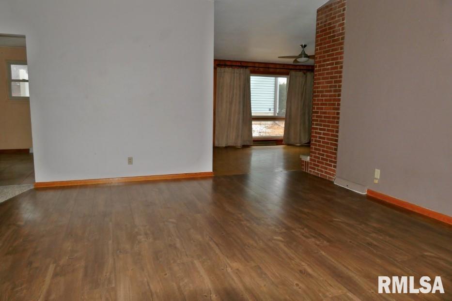 4416 Silvis Road Bartonville, IL 61607 - Photo 5 of 23 Gallery Image 5
