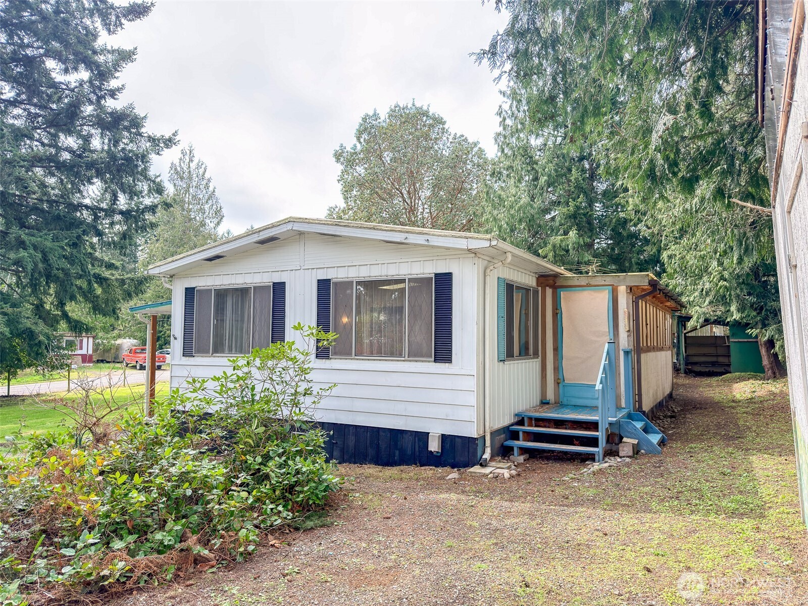 331 7th Avenue Port Hadlock, WA 98339 - Photo 3 of 40