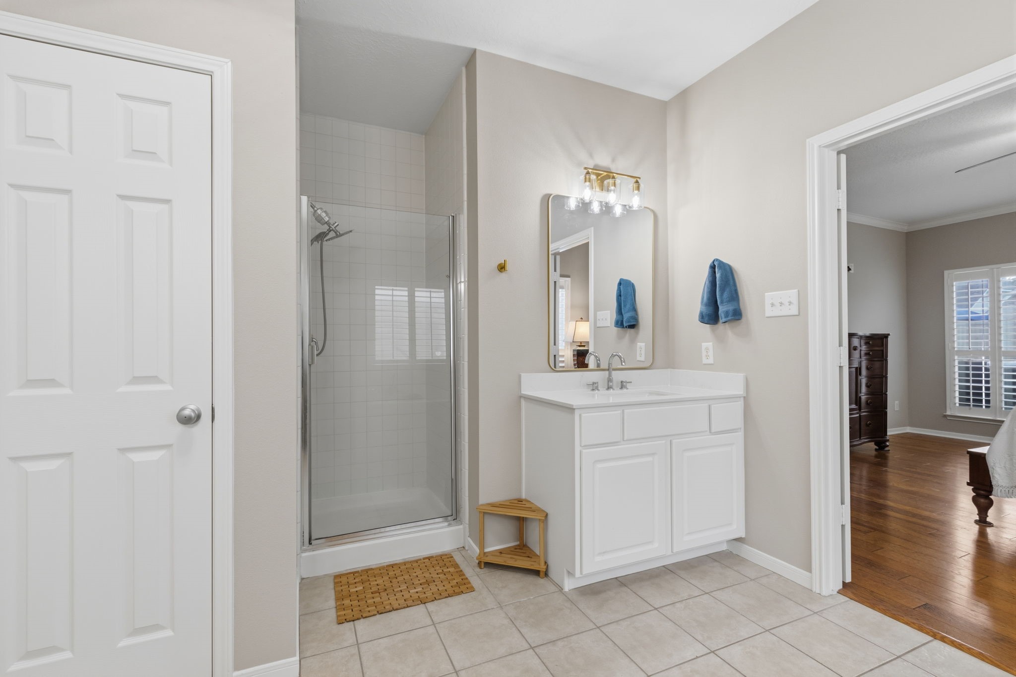 8419 Marchelle Lane Spring, TX 77379 - Photo 13 of 42 a bathroom with a sink and a mirror