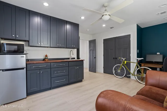 $769,000 | 1211 Bowen Avenue, Ocean Springs, MS 39564