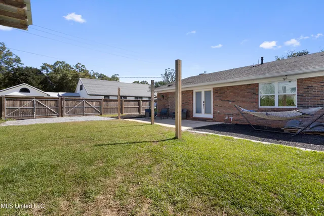 $769,000 | 1211 Bowen Avenue, Ocean Springs, MS 39564