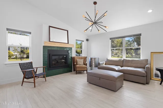 $769,000 | 1211 Bowen Avenue, Ocean Springs, MS 39564