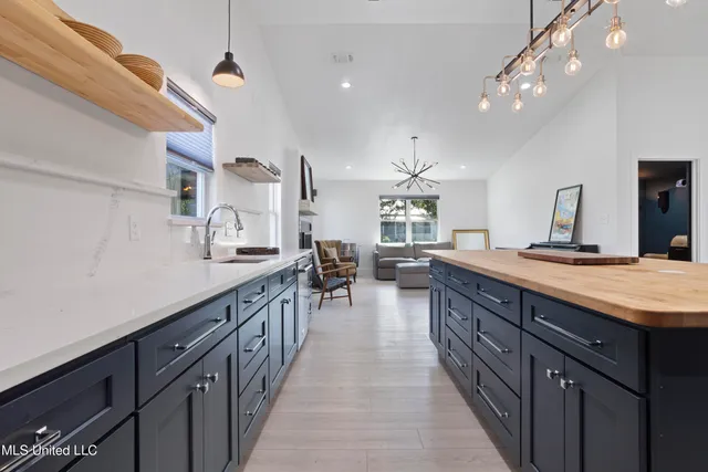 $769,000 | 1211 Bowen Avenue, Ocean Springs, MS 39564