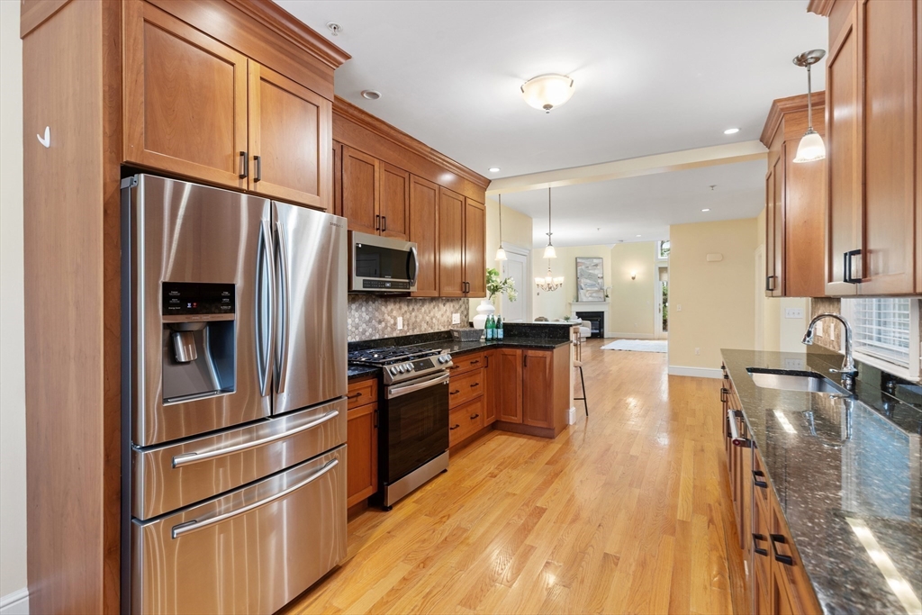 38 Courtyard Place, Unit 38 Lexington, MA 02420 - Photo 9 of 23
