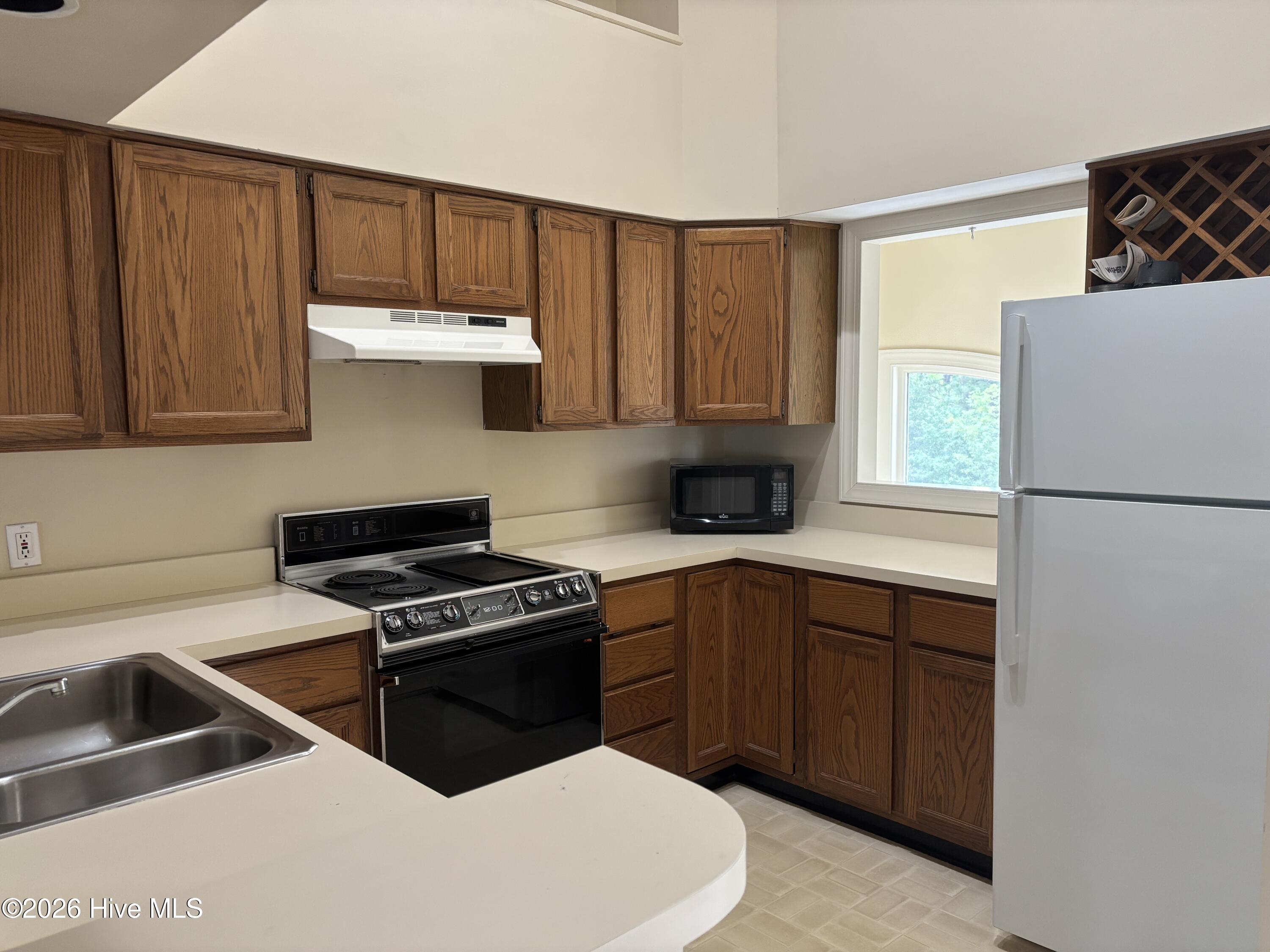 56 Knoll Road, Unit 56 Southern Pines, NC 28387 - Photo 3 of 13