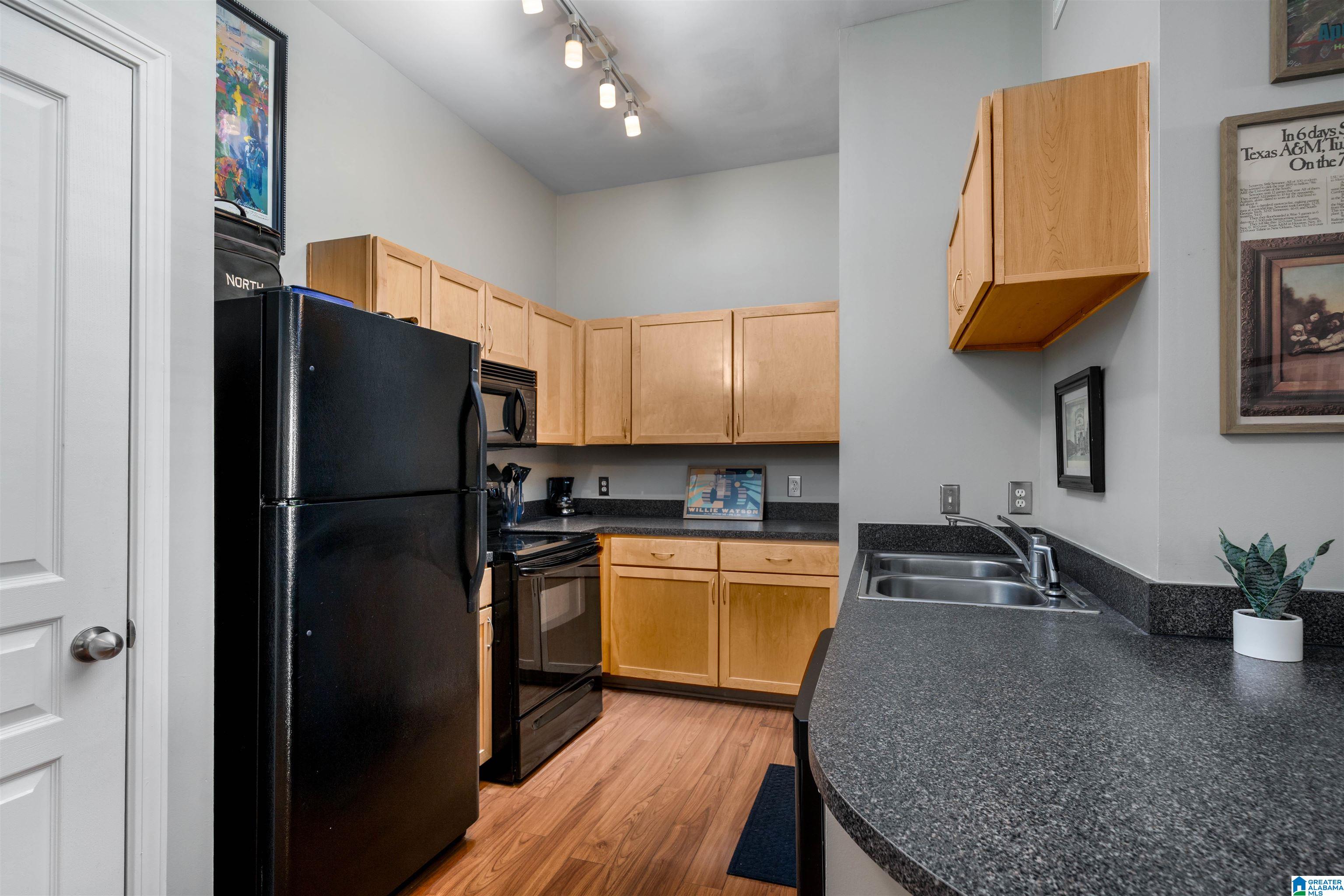 401 20th Street South, Unit 113 Birmingham, AL 35233 - Photo 7 of 34