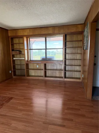 $1,700 | 923 County Road 138, Cameron, TX 76520