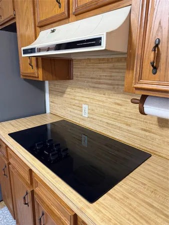 $1,700 | 923 County Road 138, Cameron, TX 76520