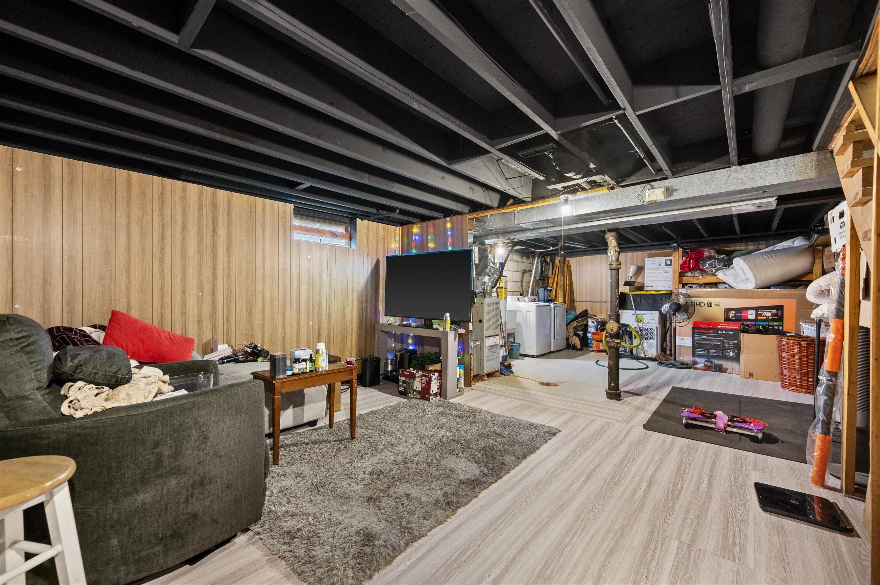 5225 South 13th Street, Unit P Milwaukee, WI 53221 - Photo 15 of 25 19-DSC7158