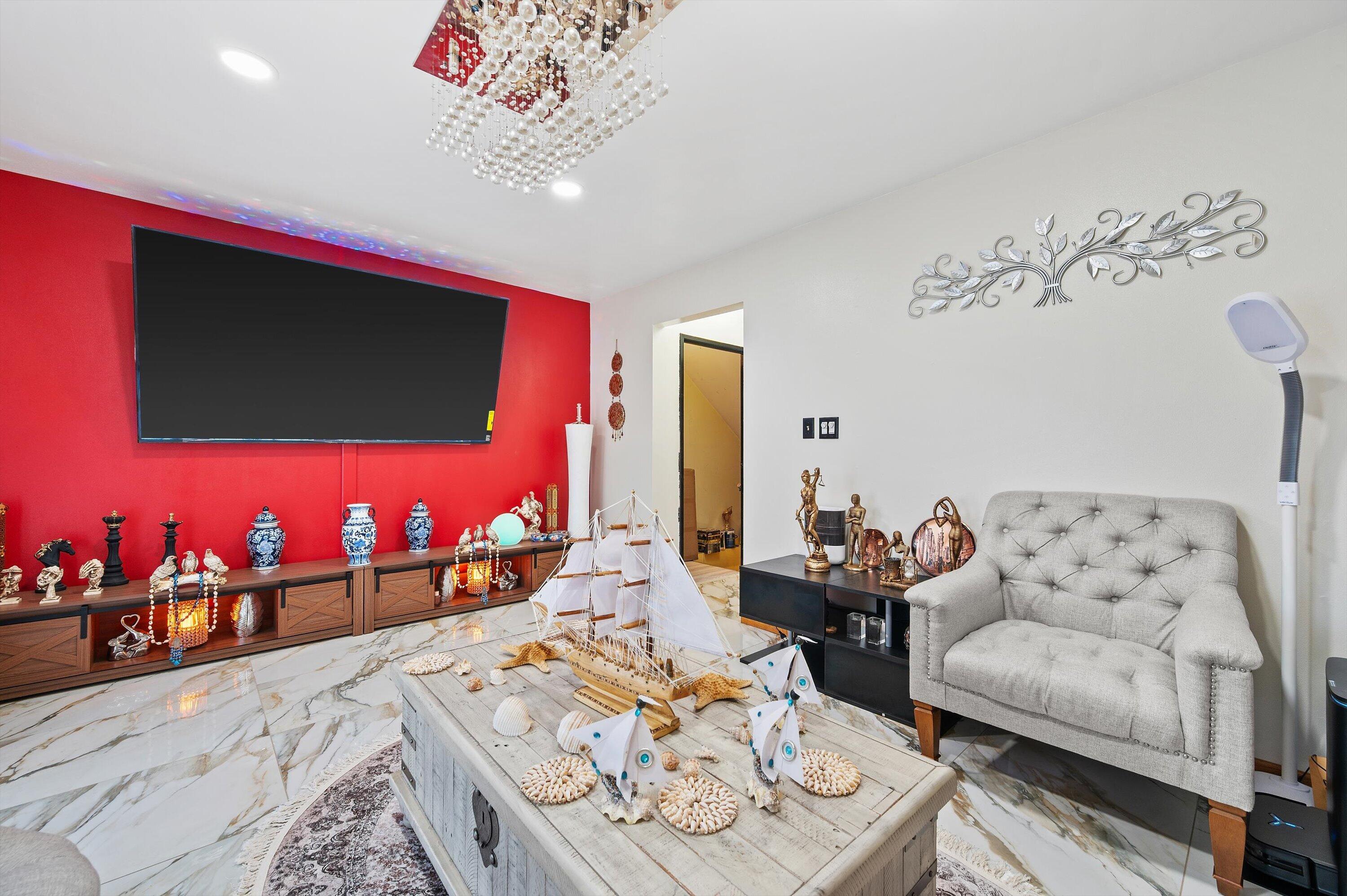 5225 South 13th Street, Unit P Milwaukee, WI 53221 - Photo 2 of 25 12-DSC7131