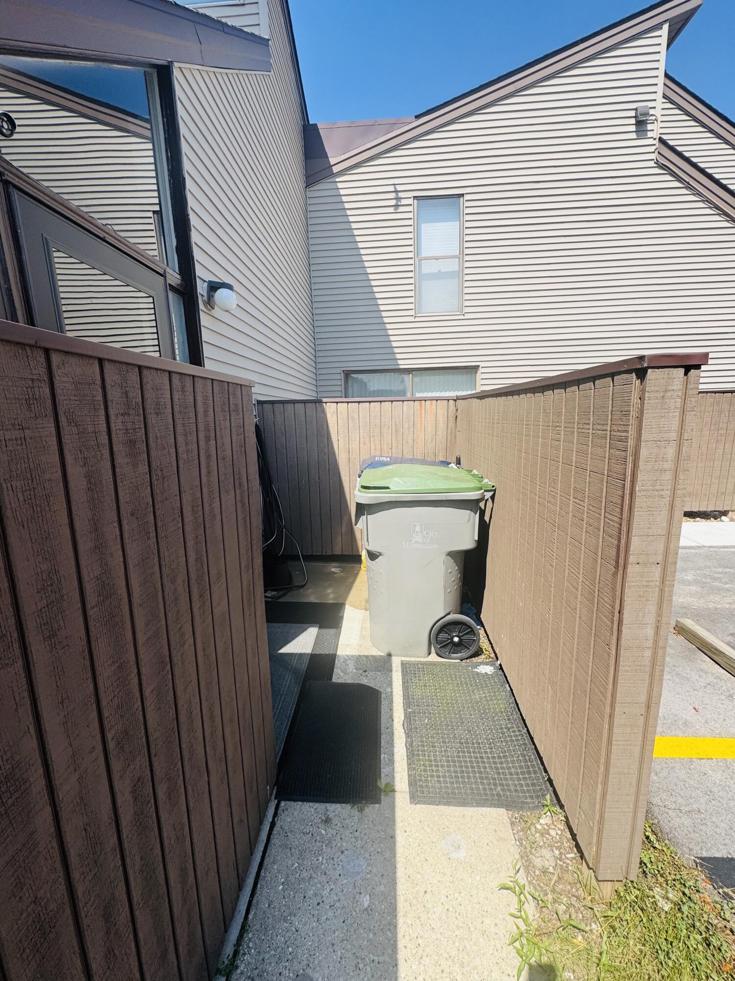 5225 South 13th Street, Unit P Milwaukee, WI 53221 - Photo 23 of 25 C834DCD5-AC94-4044-9397-0E9850A34E1F