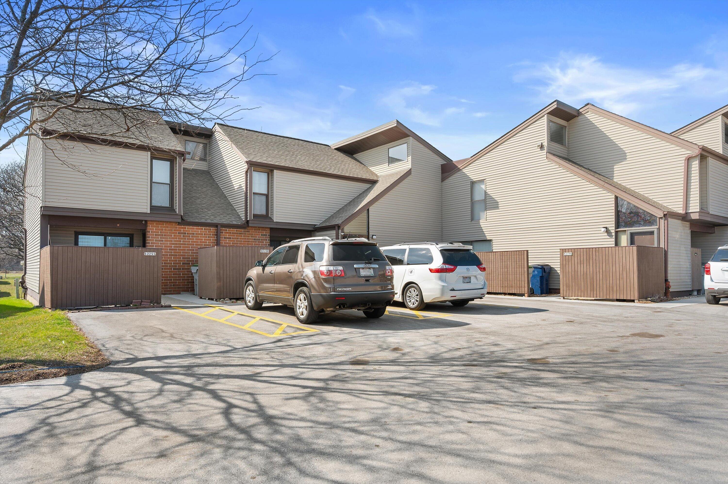 5225 South 13th Street, Unit P Milwaukee, WI 53221 - Photo 24 of 25 01-DSC7172
