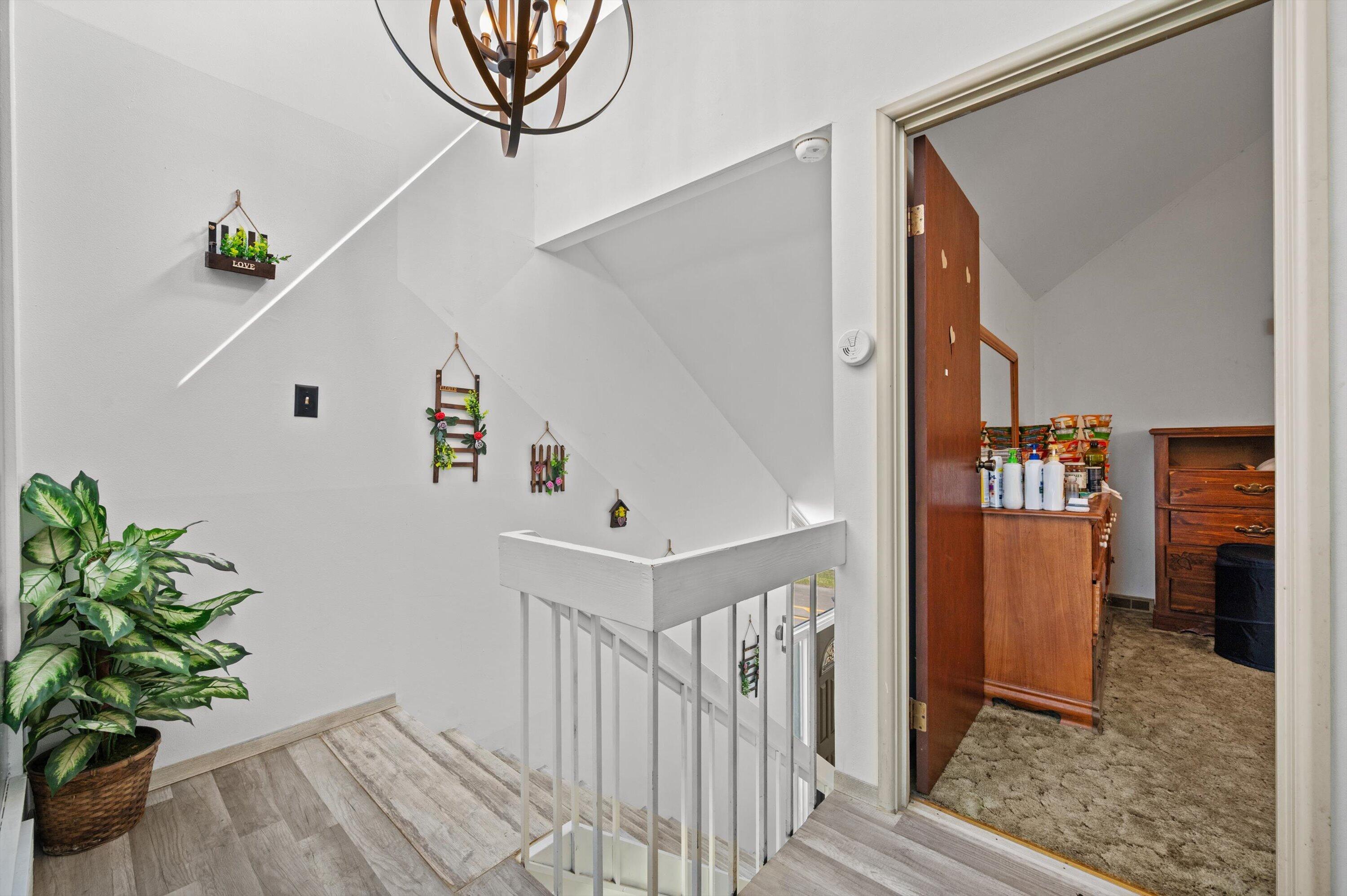 5225 South 13th Street, Unit P Milwaukee, WI 53221 - Photo 9 of 25 13-DSC7134