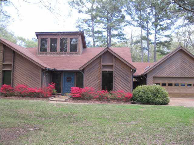 736 South Spring Lake Road Terry, MS 39170 - Photo 3 of 24 Lovely and wonderful home!