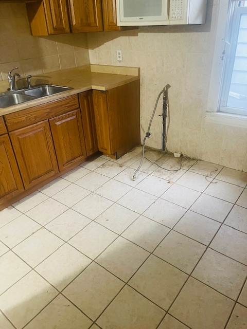 7659 South Normal Avenue Chicago, IL 60620 - Photo 11 of 16