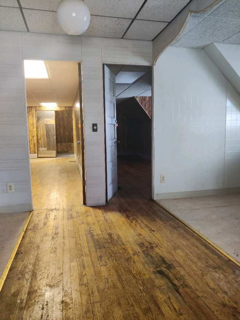 7659 South Normal Avenue Chicago, IL 60620 - Photo 4 of 16