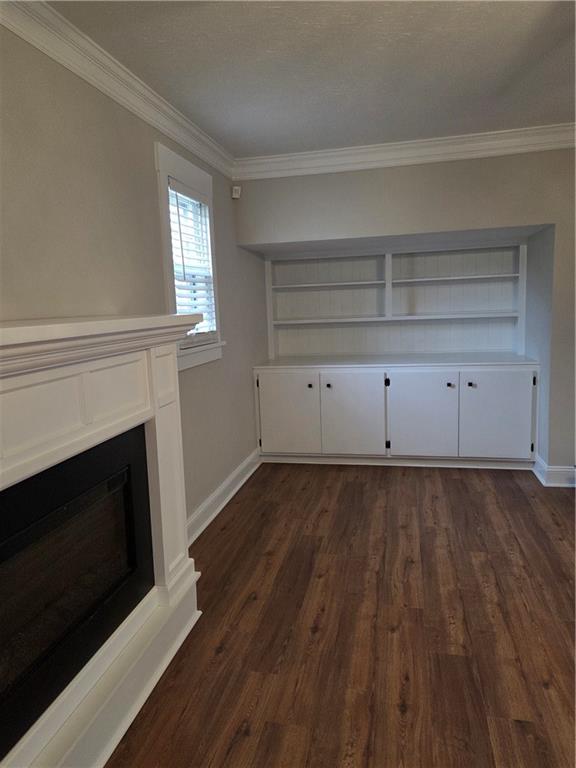 1012 Highway 332 Pendergrass, GA 30567 - Photo 12 of 51 a view of a livingroom with wooden floor and a fireplace
