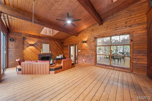 $785,000 | 31 Bon Hills Drive, St. Louis, MO 63132