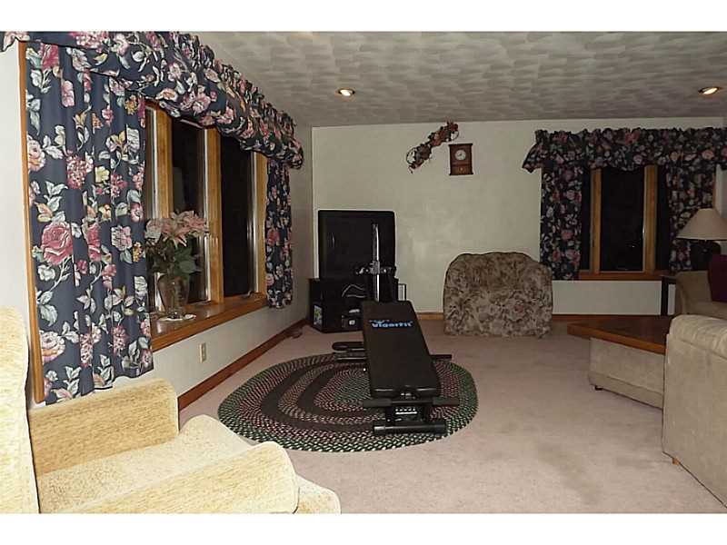 95 Hunting House Road Glocester, RI 02857 - Photo 4 of 23 Living Room.