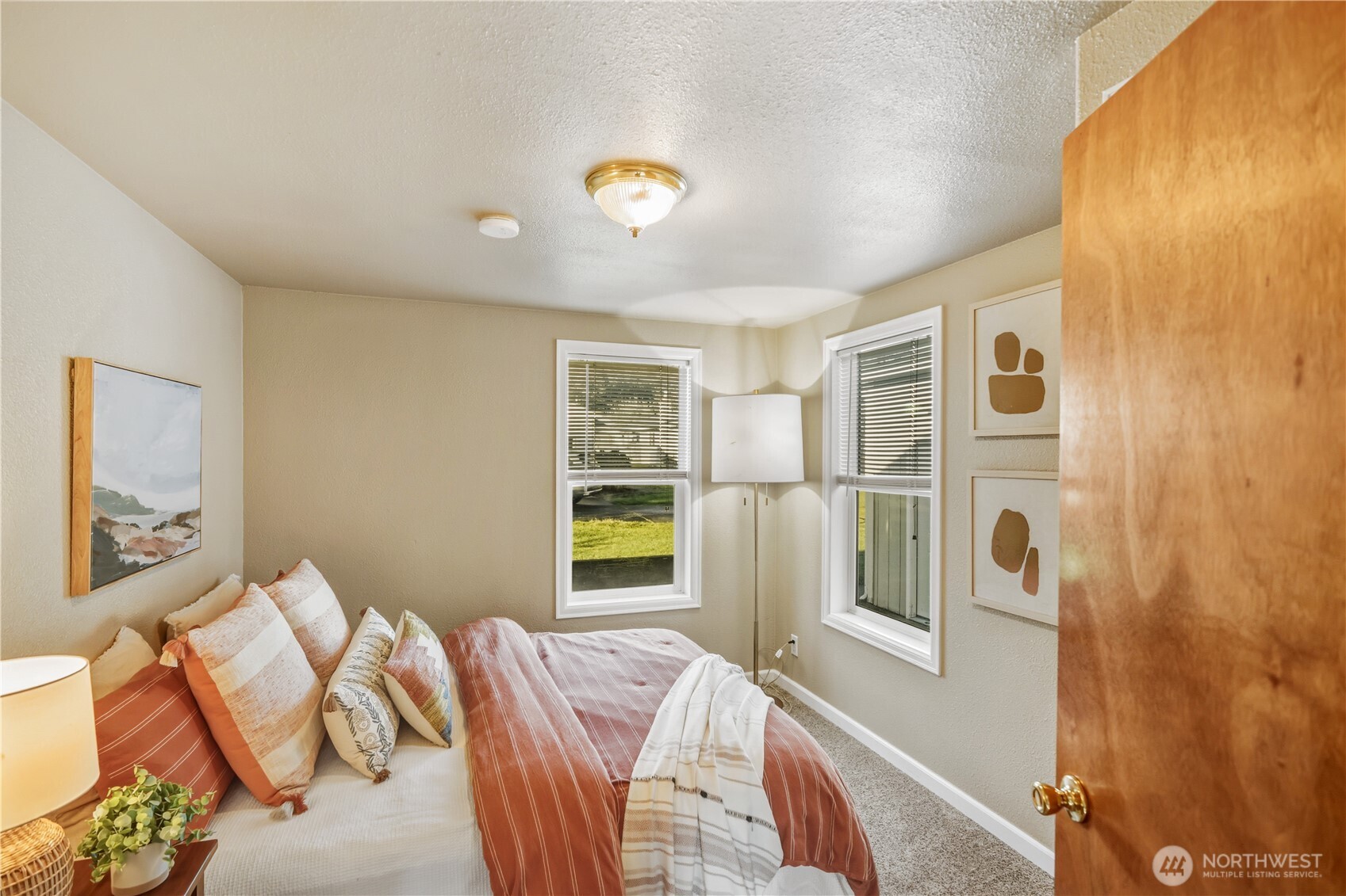 613 Hancock Street Port Townsend, WA 98368 - Photo 12 of 24 a bedroom with bed and a window