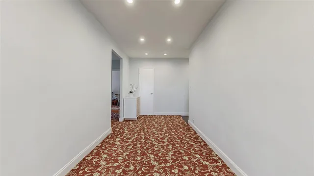 $399,000 | 143-50 Hoover Avenue, Unit 507 | Briarwood