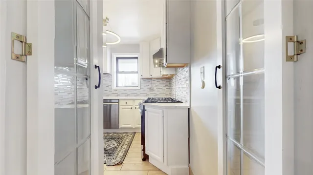 $399,000 | 143-50 Hoover Avenue, Unit 507 | Briarwood