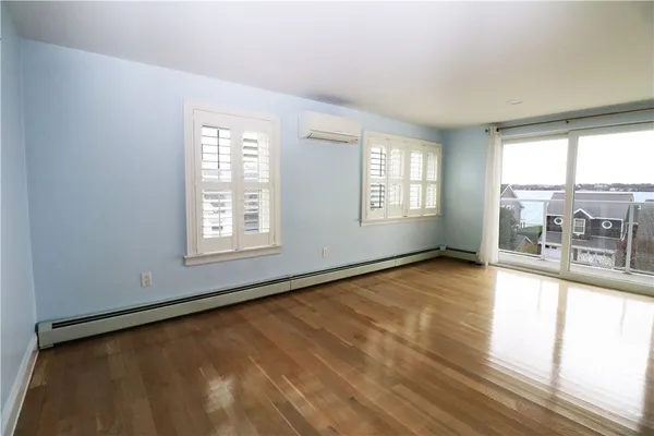 $3,300 | 249 Tuckerman Avenue, Unit 2, Middletown, RI 02842