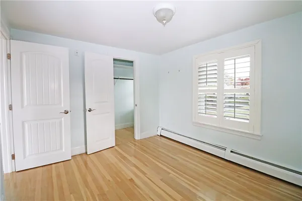 $3,300 | 249 Tuckerman Avenue, Unit 2, Middletown, RI 02842