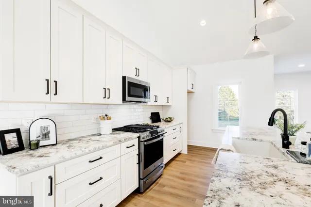 $629,970 | 220 Parkside Place, Lancaster, PA 17602