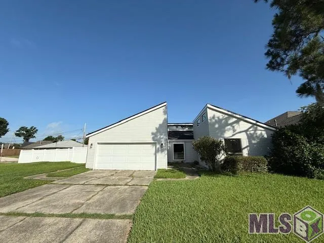 $292,500 | 51 Dunleith Drive, Destrehan, LA 70047