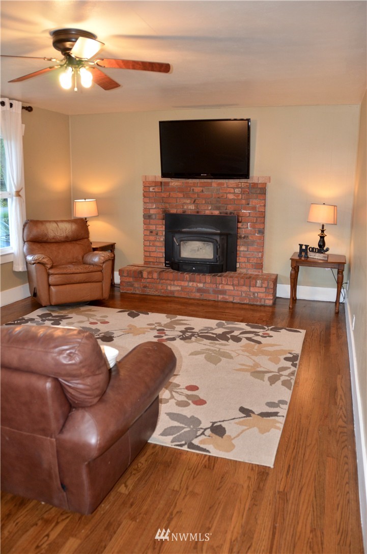 8343 Harborview Road Blaine, WA 98230 - Photo 4 of 22 Gallery Image 4