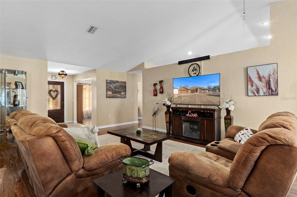 216 Cobblestone Drive Spring Hill, FL 34606 - Photo 12 of 48