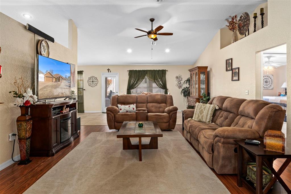 216 Cobblestone Drive Spring Hill, FL 34606 - Photo 9 of 48