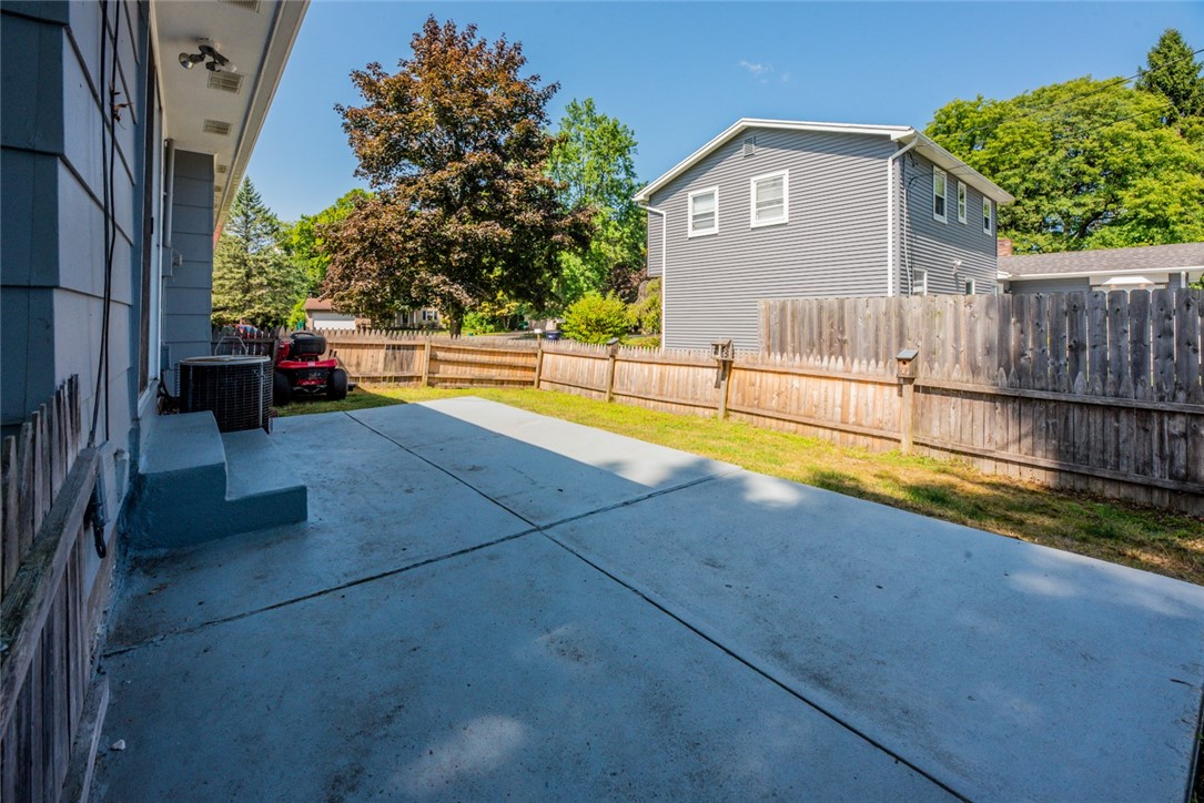 330 Carlsam Drive Irondequoit, NY 14609 - Photo 41 of 43