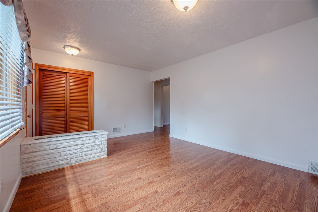 330 Carlsam Drive Irondequoit, NY 14609 - Photo 8 of 43