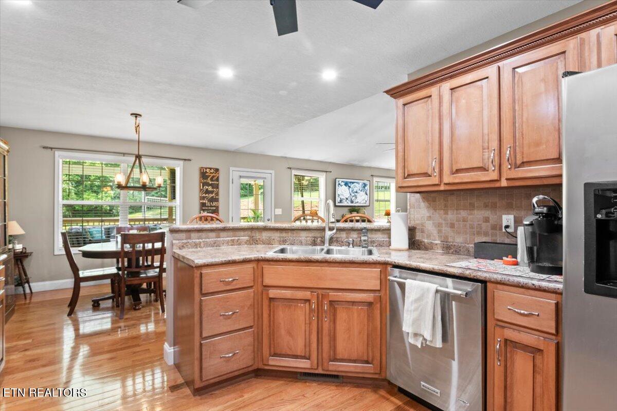 667 Pine Hollow Road Jacksboro, TN 37757 - Photo 7 of 60 10-Pine Hollow