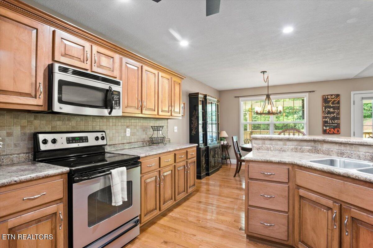 667 Pine Hollow Road Jacksboro, TN 37757 - Photo 8 of 60 11-Pine Hollow