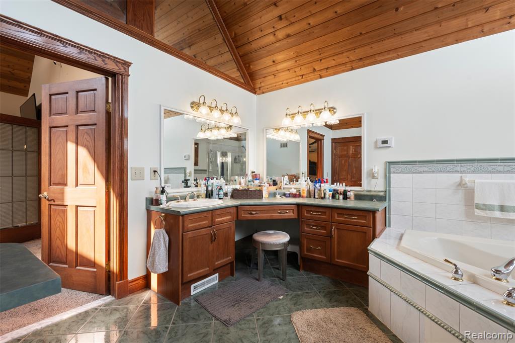 1907 Riverside Drive Port Huron, MI 48060 - Photo 57 of 58
