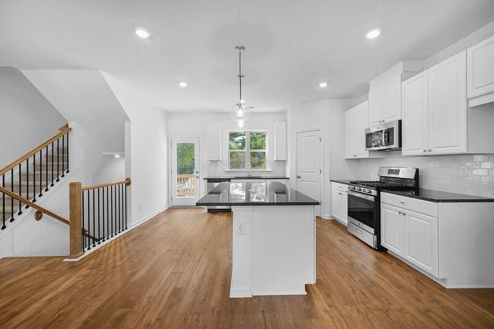 1693 Lansmere Street Southwest Marietta, GA 30008 - Photo 8 of 39