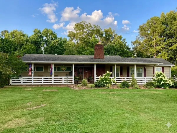 $399,999 | 1870 North Market Street, Paris, TN 38242