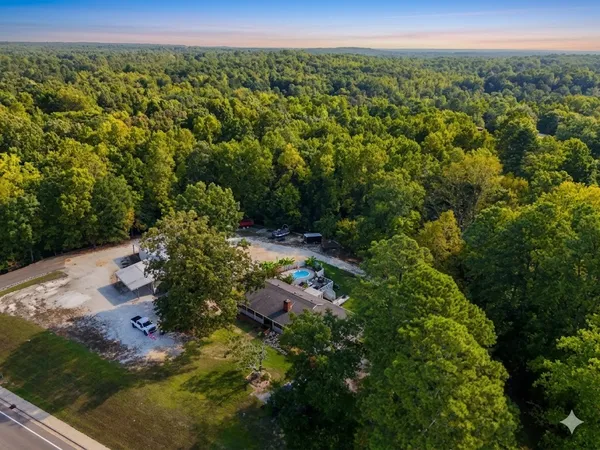 $399,999 | 1870 North Market Street, Paris, TN 38242