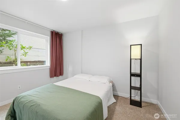 $3,400 | 806 164th Street Southwest, Unit B3, Lynnwood, WA 98037